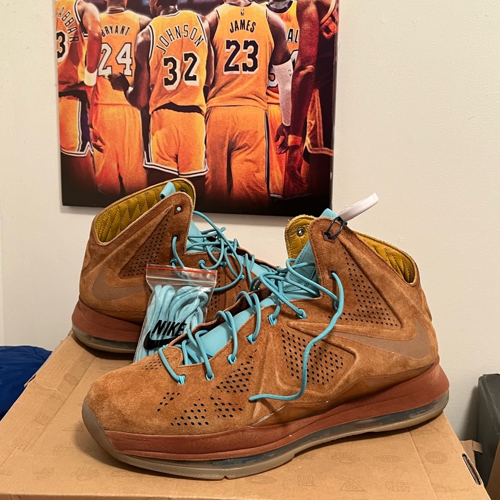 Nike LeBron 10 Hazelnut EXT Size 12 EUC